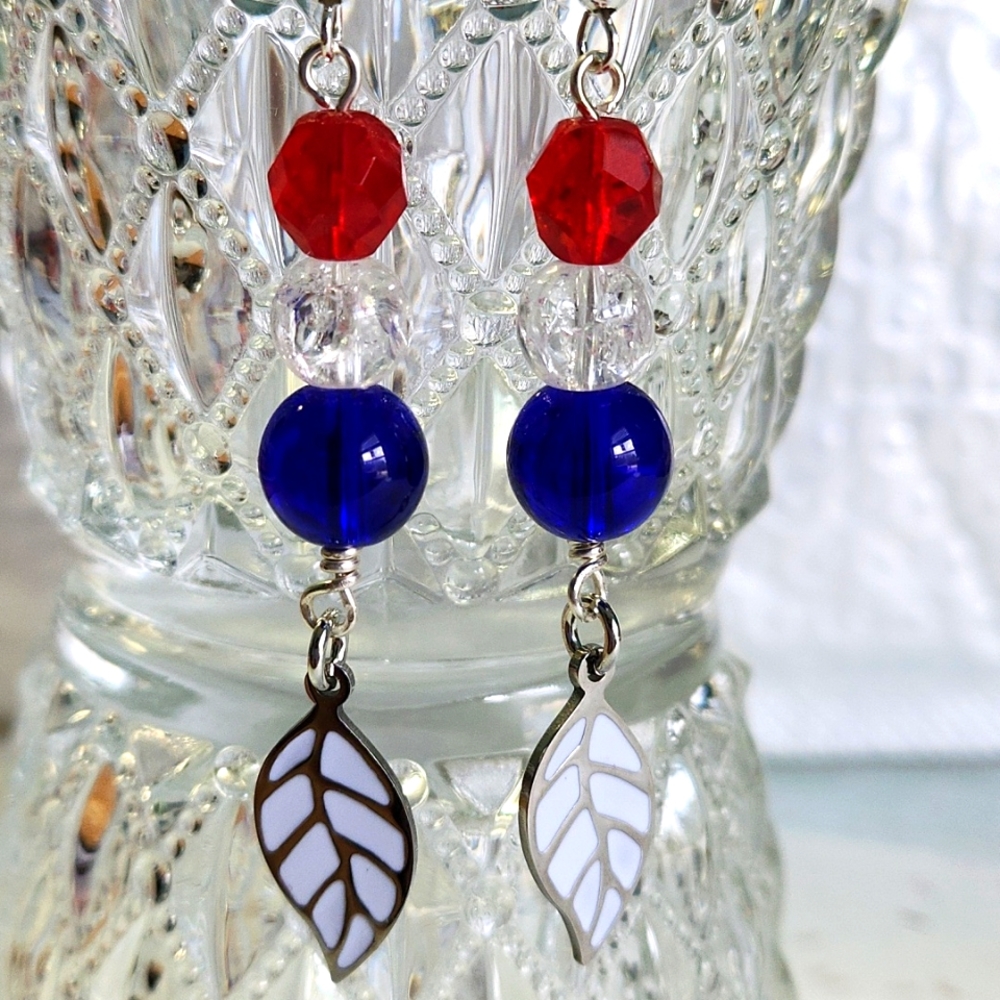 White Leaf Earrings! - Picture 2 of 2